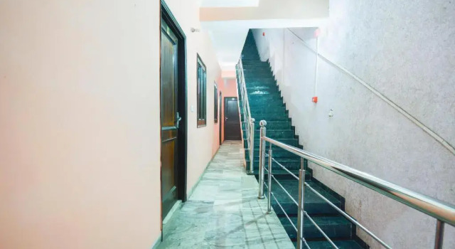 Hotel Kulwants by OYO Rooms