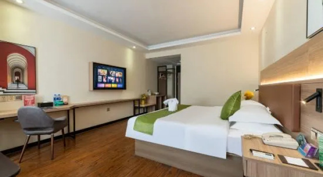 Двухместный номер Superior GreenTree Inn HaiKou Longhua District JinNiu Road Hotel