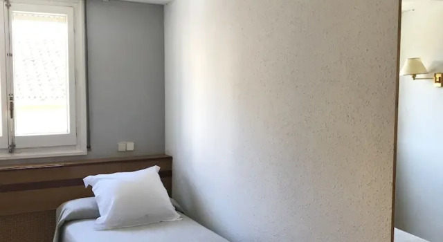 Номер Standard Hostal Can Pou