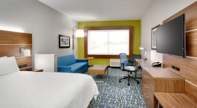 Двухместный люкс Holiday Inn Express & Suites - Gainesville I-75 by IHG