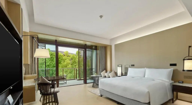 Двухместный номер Deluxe с видом на сад Hilton Shanghai Songjiang Guangfulin