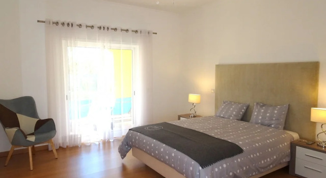 Вилла с 3 комнатами с балконом и с видом на бассейн Victoria Garden CIP