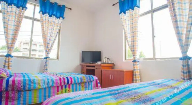 Weizhou Island Yutang Guanhailou
