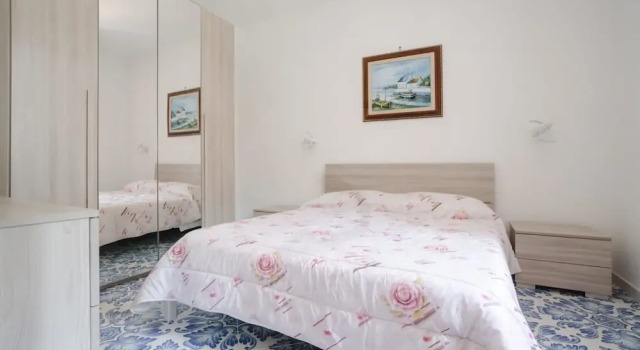 Апартаменты с 2 комнатами с балконом и с видом на горы Estate4home - Villa Carrino