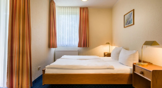 Двухместный номер Standard с балконом acora Bonn Living the City