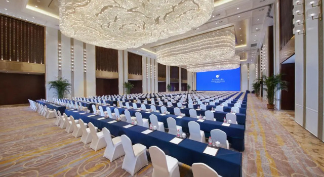 Grand New Century Hotel Zunyi China, Varaa Hotelli Zunyi Guizhou
