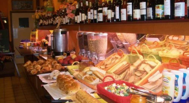 balladins Roanne, Boek Hotel Hotels in Franche-Comte met ontbijt, Ontbijt