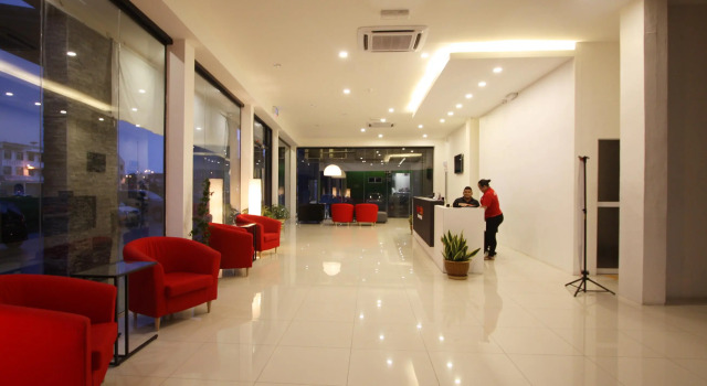 Place2Stay Business Hotel - Waterfront, Rezerwuj Hotel Kuching Sarawak