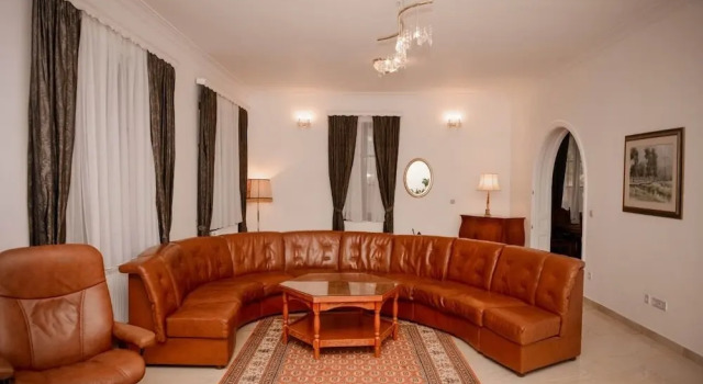Hotel Heritage