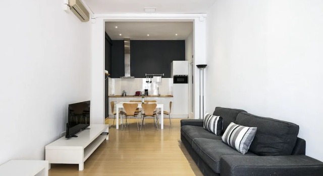 Uma Suites Eixample Barcelona, Забронировать Отель Отели Барселоны 4 звезды, рядом с Sala Cultural de la Caja de Madrid, 4*