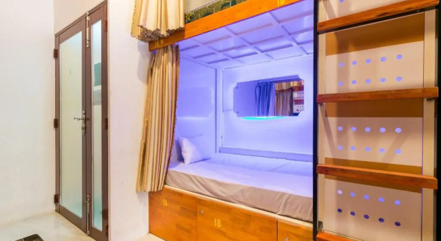 Кровать в общем номере Ben Thanh Dorm