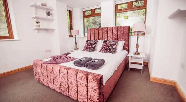 Threeways Retreat With Heated Swimming Pool, Buchen Sie Ferienhaus Villen in Dover, Villa