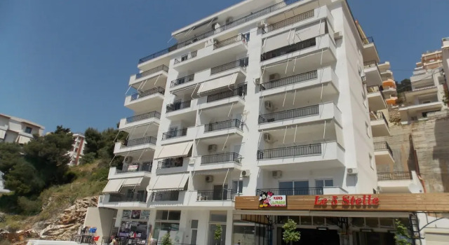 Doka Apartments