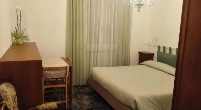 MinihouseLarissa diVerona, Prenota Ostello Ostelli a Veneto, Ostello