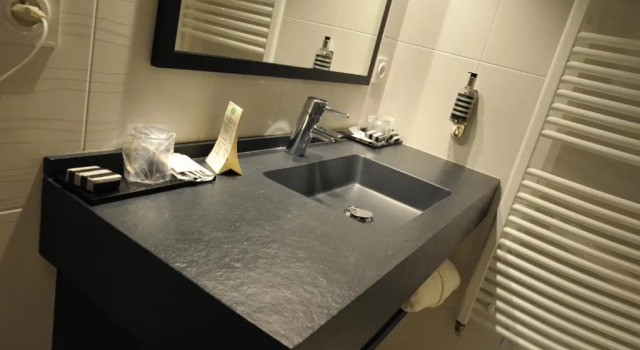 Номер Premium The Originals Boutique, Hôtel Le Lion dOr, Fougères Ouest