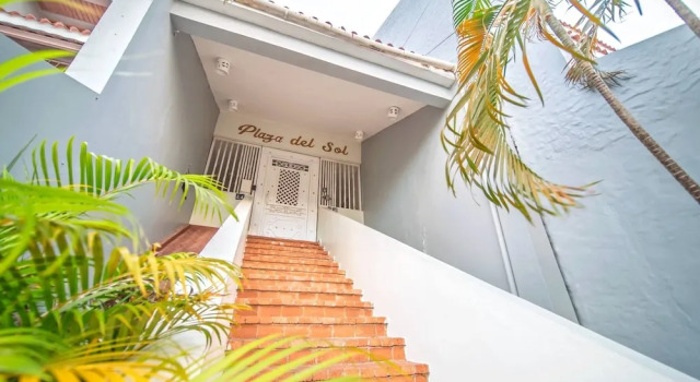 Central 1BR APT - 1 Minute Walking From Rumba