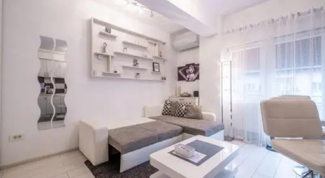 Studio Residence Militari, Rezerwuj Apartament Hotele w Ilfov z parkingiem, Parking