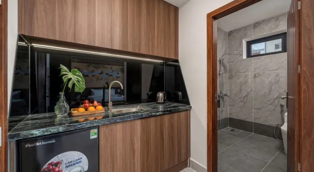 Студия Premier с балконом и с видом на бассейн CiCi Villa Apartment