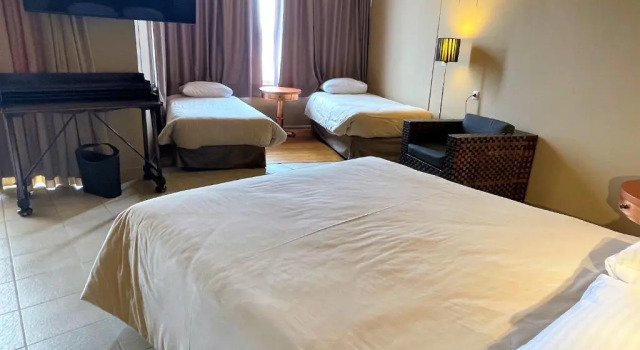Семейный люкс с балконом Aegeon Beach Hotel