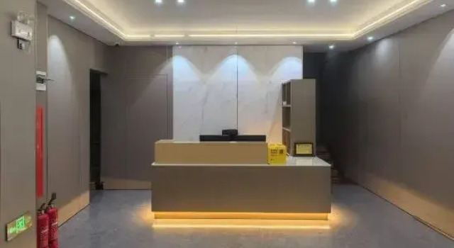 Otog Banner Wulan Zhen Jiayi Hotel, Book Hotel Ordos Inner Mongolia