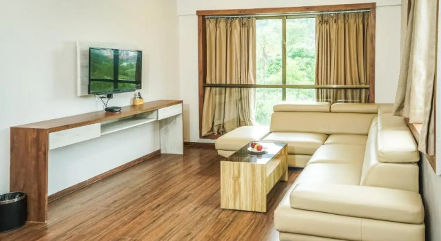 Люкс Nest Beacon Resort Daman