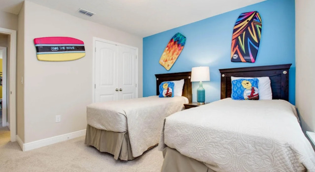 Tropical Luxury Near Disney! Professionally Decorated With Huge Pool, Game Room. 6bd/ 4.5ba #6st129, Забронировать Дом для отпуска Виллы Давенпорт, Вилла