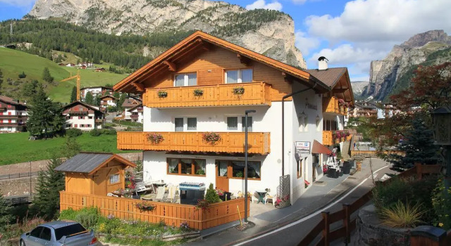 Hotel Monte44, Забронировать Отель Сельва-ди-Валь-Гардена Кортина-д'Ампеццо, рядом с Горнолыжный курорт Валь-Гардена