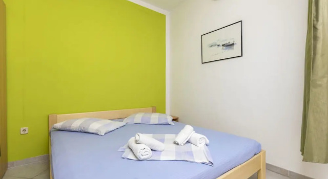 Apartments Mirko, Buchen Sie Ferienwohnung Hotels in Gespanschaft Split-Dalmatien mit Pool, Schwimmbad