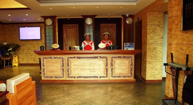 Phoenix Relaxation Hotel-lijiang, Rezerwuj Hotel Lijiang Yunnan, w pobliżu Sifang Tingyin Square