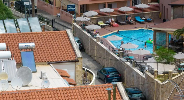 Апартаменты Deluxe Vasilikis Apartments