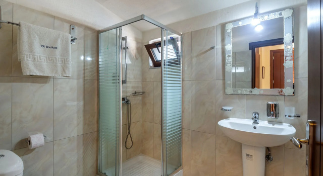 Трёхместный номер Standard Toti Boutique Rooms