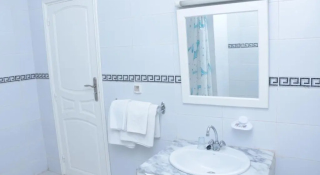 Трёхместный номер Standard Hotel Saint Georges Tunis