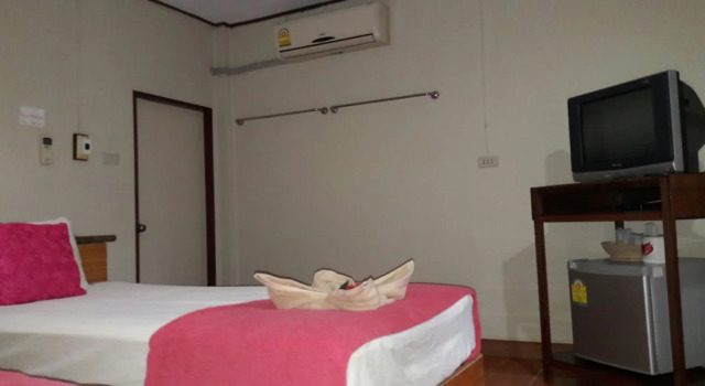 Phupha Resort, Foglalás Üdülőközpont Don Sak Szuratthani