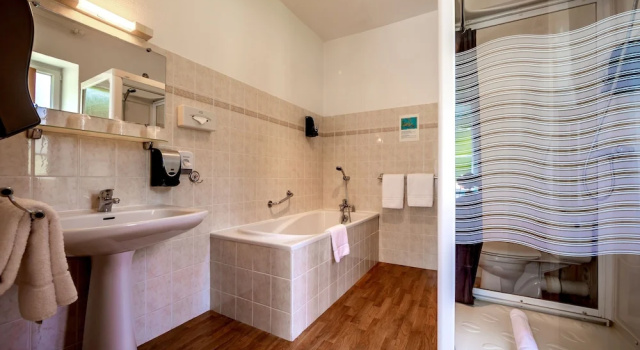Номер Premium Logis- Auberge De Kerveoch