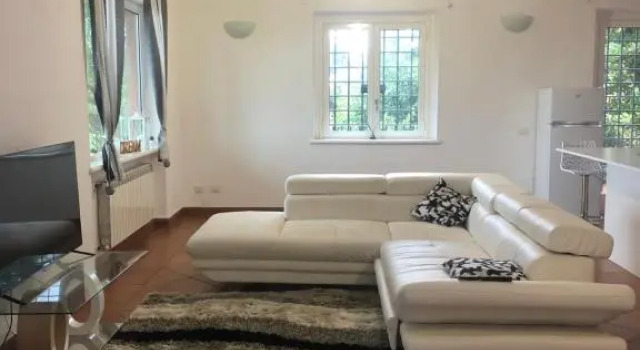 Isola sul lago, Buchen Sie Hotel Nemi Castelli Romani