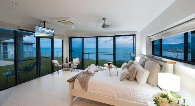 Panorama - Cannonvale, Rezerwuj Hotel Cannonvale 