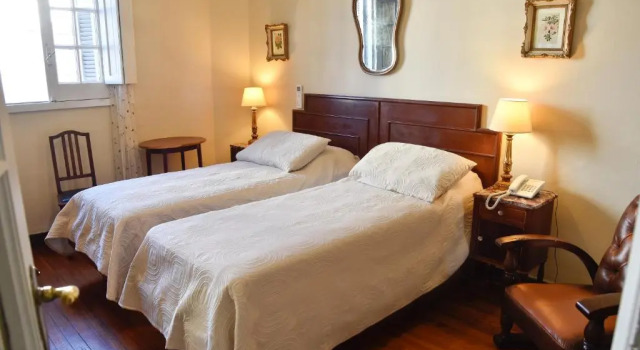 Hotel Palacio, Reserva ahora Hotel Montevideo Montevideo, cerca de Puerto de Montevideo