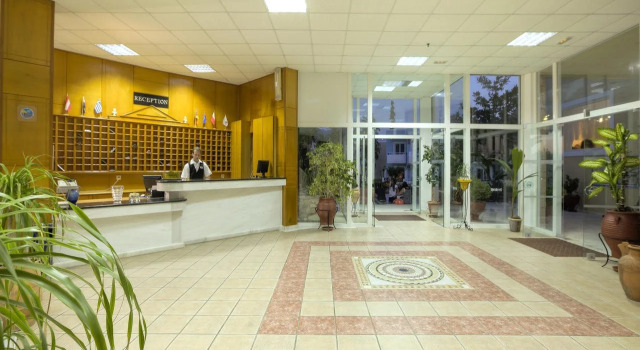 Corali Hotel