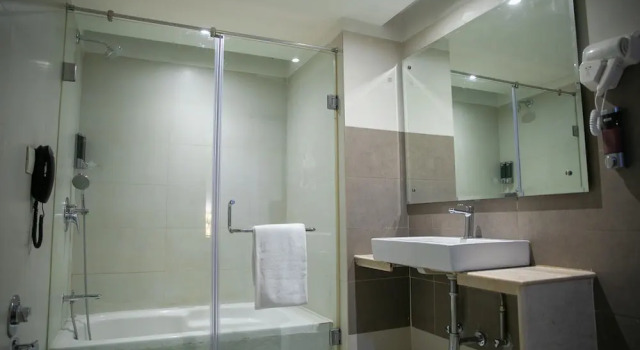 Двухместный номер Superior Grand Continent Secunderabad A Sarovar Portico Affiliate Hotel
