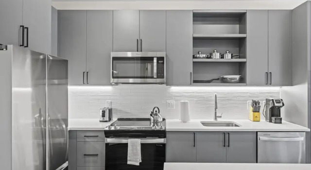 Апартаменты Premium Placemakr Cathedral Heights