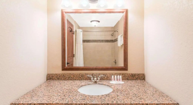 Camera Standard Ramada by Wyndham Elko Hotel at Stockmens Casino