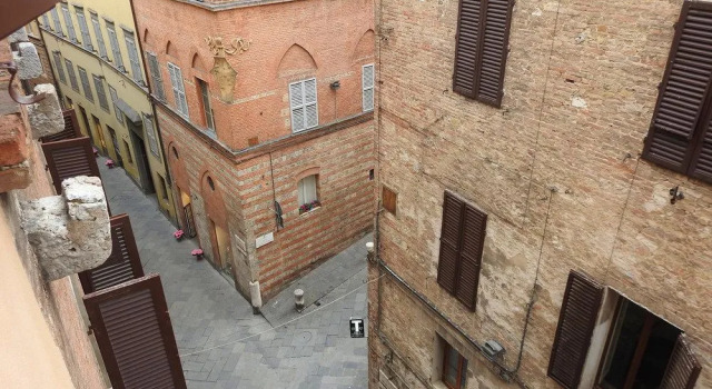 Appartamenti Siena Centro, Забронировать Отель Сиена Siena Area, рядом с Национальный музей этрусской археологии