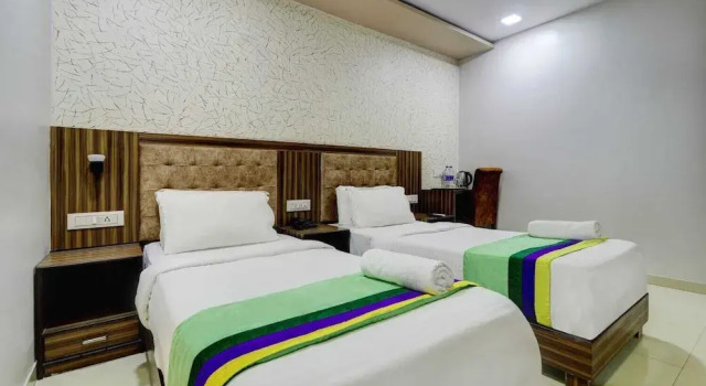 Hotel New Blue Sapphire Residency
