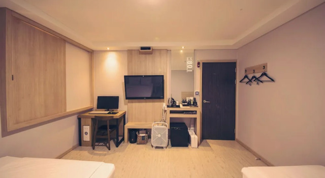 CK Hotel