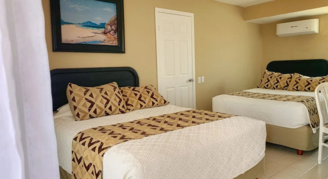Четырёхместный люкс Deluxe Цокольный этаж Hotel Santa Fe Los Cabos by Villa Group