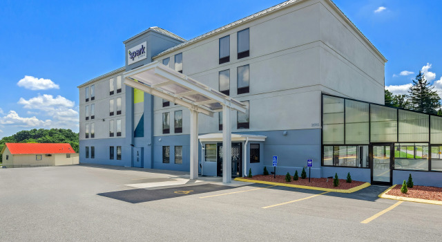 Quality Inn & Suites, Buchen Sie Hotel Wytheville 