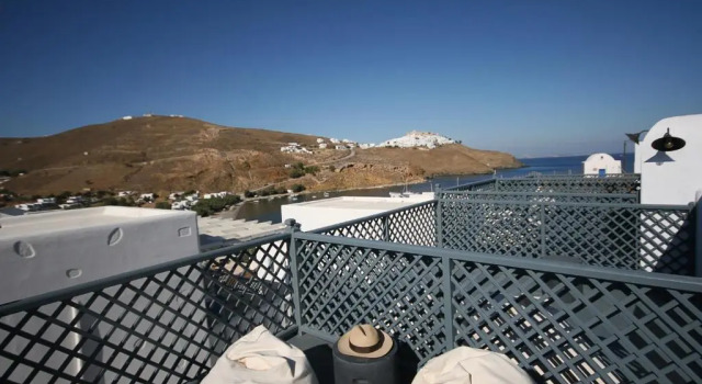 Студия Superior 5 Traditional Suites