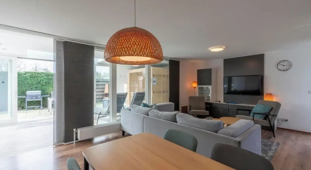 Bungalow With Sauna and Pool in Quiet Location, Забронировать Дом для отпуска Схаген Kop van Noord-Holland