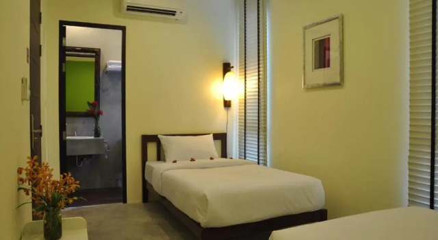 Udee Bangkok Hostel, Забронировать Отель Пхая Тхай Бангкок, рядом с Мемориальная больница «Паоло»