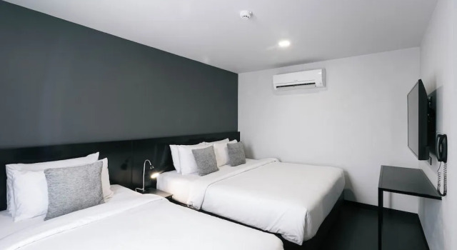 Двухместный номер Deluxe CREW Hotel